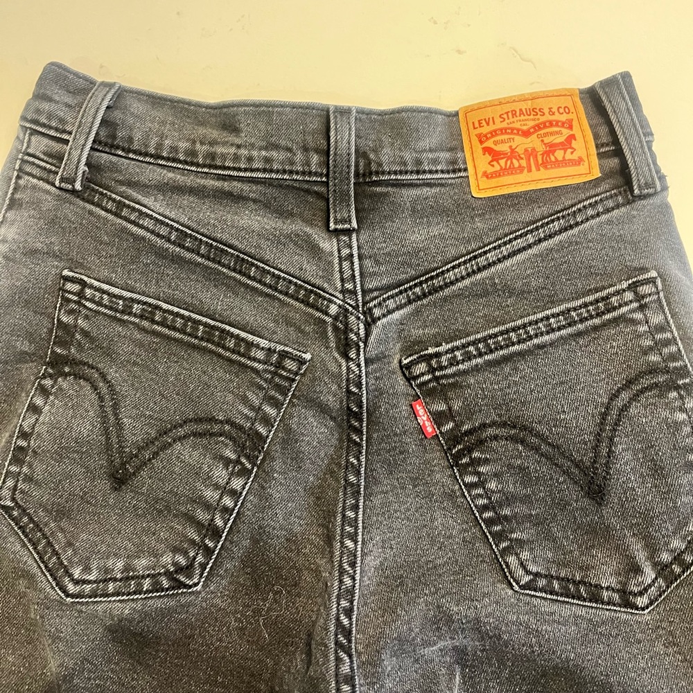 Levi's Women’s Ribcage straight Ankle Jean